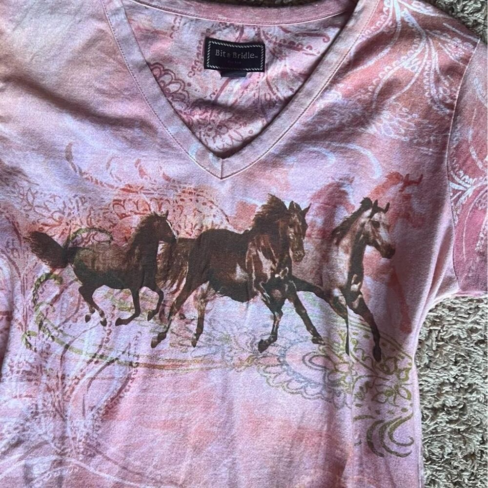 RARE Bit & Bridle 90’s vintage whimsy western pink hued graphic running horses T - Picture 5 of 14